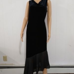 Black Velvet Jessica Howard dress size 12
